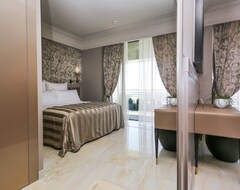 Alàbriga Hotel & Home Suites (Sant Feliu de Guíxols, España)