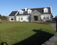 Tüm Ev/Apart Daire Luxury Connemara Home Close To Sea, Mountains And Lakes (Inishbofin Island, İrlanda)