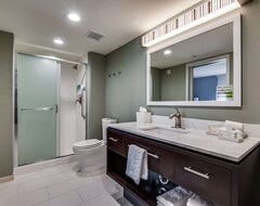 Hotel Home2 Suites by Hilton DFW Airport South Irving (Irving, USA)