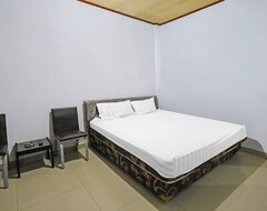 Hotelli OYO 92230 Penginapan Metro Parepare (Pinrang, Indonesia)