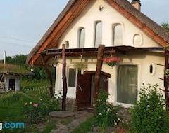 Koko talo/asunto Skazochnyi Dom (fairy House) (Fastiv, Ukraina)