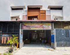 Hotelli Oyo 92826 Penginapan Syariah Faster Inn (Medan, Indonesia)