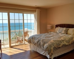 Otel High End-directly On Lake Mi-private Beach-stunning View-august/fall Dates Open (South Haven, ABD)