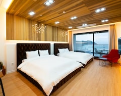 Hotel Bluemango Poolvilla & Resort (Yeosu, Južna Koreja)