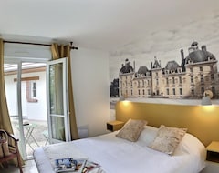 Logis Hotel Du Chateau (Tour-en-Sologne, Frankrig)