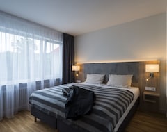Khách sạn Base I Hotel (Lörrach, Đức)