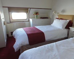 Bed & Breakfast Serenity Barge (Reims, Ranska)