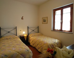 Khách sạn La Valle Appartamenti Per Vacanze (Montaione, Ý)