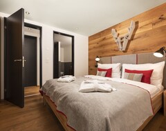 Hotel NEPOMUK INH 25381 (Zermatt, Švicarska)