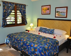 Hotelli West Bay Lodge and Spa (Roatán, Honduras)