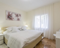 Koko talo/asunto Mise Luxury Apartments (Kaštela, Kroatia)