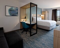 Hotel Springhill Suites By Marriott Valencia (Valencia, USA)