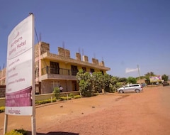 Northern Galaxy Hotel (Isiolo, Kenya)