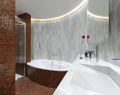Claris Hotel & Spa GL, a Small Luxury Hotel of the World (Barcelona, Spain)