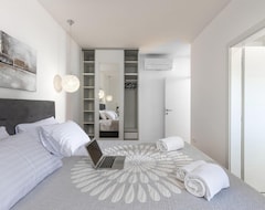 Tüm Ev/Apart Daire 4 Bedroom Accommodation In Vis (Vis, Hırvatistan)