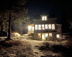 Entire House / Apartment Breathtaking Acadia-like Views And Seclusion Right On The Maine Bold Coast (Machiasport, USA)