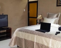 Hotel Muzala Corporate Lodge (Lusaka, Zambia)