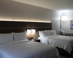 Holiday Inn Express & Suites - Tulare, An Ihg Hotel (Tulare, ABD)