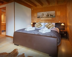 Cijela kuća/apartman Beautiful, All Mod Cons, Catered Chalet With Exceptional Views. Close To Morzine (La Côte-d'Arbroz, Francuska)