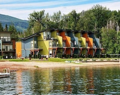 Toàn bộ căn nhà/căn hộ Shuswap Lake Resort - Lake Front (Scotch Creek, Canada)