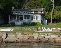 Tüm Ev/Apart Daire Experience Perch Rocks! A Unique Private Waterfront Cottage On Bantam Lake (Morris, ABD)