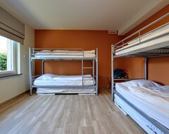 Cijela kuća/apartman Luxurious Holiday Home With Sauna In BÜtgenbach (Buetgenbach, Belgija)
