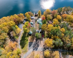 Casa/apartamento entero Lakeside Cabin At The Spot (Iron River, EE. UU.)