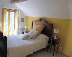 Toàn bộ căn nhà/căn hộ Romantique Charming House In Quiet And Beautiful Heart Of France (Vesdun, Pháp)