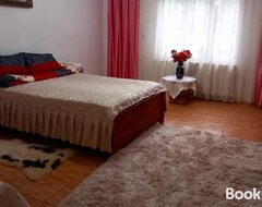 Casa/apartamento entero Casa Simerea (Pipirig, Rumanía)
