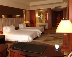Hotel Grand Bay View International (Dali, China)