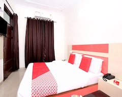 Khách sạn OYO 12025 Hotel Kamal Palace (Chandigarh, Ấn Độ)