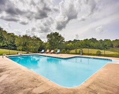 Entire House / Apartment Sunrise Suite' On Farm W/ Pool, 9 Mi. To Hermann! (Berger, USA)