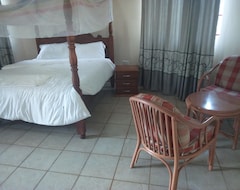 Khách sạn Mwingi Cottage (Mwingi, Kenya)