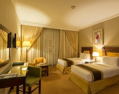 Khách sạn Caesar Hotel (Muscat, Oman)