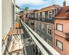 Hotel North Star Flats @ Ribeira & Cellars (Vila Nova de Gaia, Portugal)