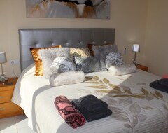 Entire House / Apartment Luxury 3 Bedroom, 3 Bathroom Villa, Mojacar Playa (Mojacar, Spain)