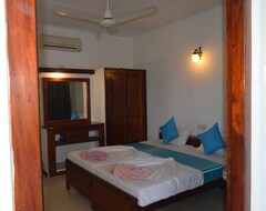 Hotelli Star Holiday Resort (Hikkaduwa, Sri Lanka)
