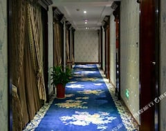Vitoria International Hotel (Xinhua, China)