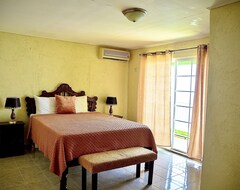 Khách sạn Sea Coast Inn And Suites (Southfield, Jamaica)