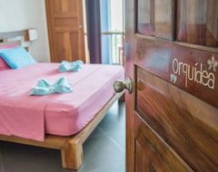 Hele huset/lejligheden Double Room With Partial Ocean View Balcony Beachfront Boutique Hotel & Pool (Limones, Panama)