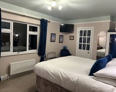 Khách sạn Buttermilk Lodge Guest Accommodation (Clifden, Ai-len)