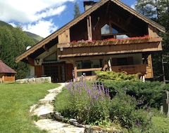 Hele huset/lejligheden Very Beautiful, Spacious, Comfortable Chalet Well Oriented, Facing South With Garden. (Abriès, Frankrig)