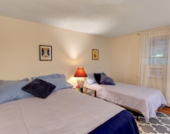 Hele huset/lejligheden Creekside Country Comfort, Northampton Access! Lovely Apartment Sleeps 7 (Northampton, USA)
