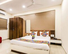 Hotel FabExpress Pratiksha Naroda (Ahmedabad, India)