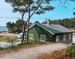 Toàn bộ căn nhà/căn hộ Vacation Home Solsvika (fjs125) In Leirvik - 7 Persons, 5 Bedrooms (Gulen, Na Uy)