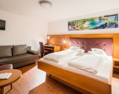 Hele huset/lejligheden Comfort Zimmer Mit Dusche (Blaubeuren, Tyskland)