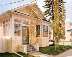 Toàn bộ căn nhà/căn hộ Luxury Craftsman Home In Mission (Calgary, Canada)