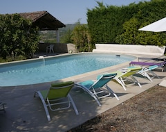 Toàn bộ căn nhà/căn hộ Authentic House Of Quercy With Swimming Pool And Beautifull View (Aujols, Pháp)