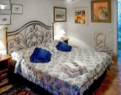 Tüm Ev/Apart Daire Vacation Home Nocino (tdi140) In Todi - 6 Persons, 3 Bedrooms (Lodi, İtalya)