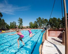 Khách sạn First Camp Orsa (Orsa, Thụy Điển)